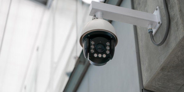 Reformas Integrales de Naves Industriales Verdú · Sistema de Circuito Cerrrado de Seguridad
